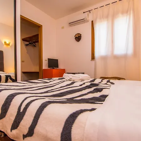 Le Dune - Self Check In Bed & Breakfast